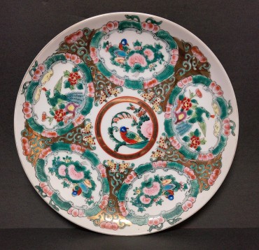Prato de porcelana chinesa