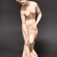 Escultura de mulher