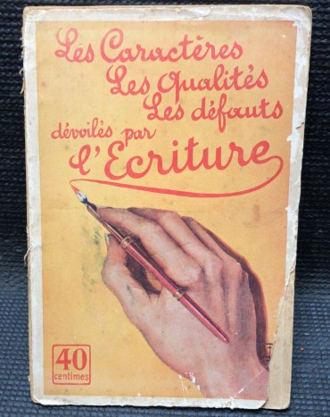 «Les Caractères, Les Qualités, Les Défouts par L' Écriture»