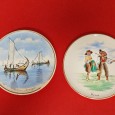 Dois pequenos pratos decorativos