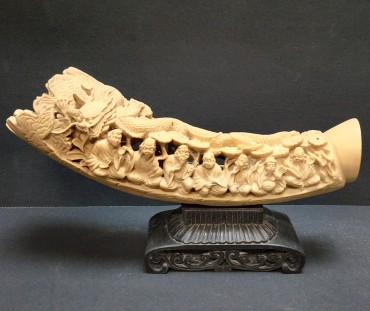 Escultura motivos orientais