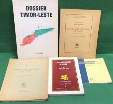 «Lote Livros Timor»