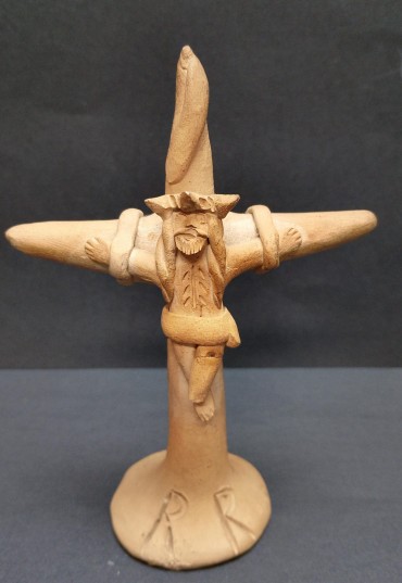 Crucifixo Rosa Ramalho