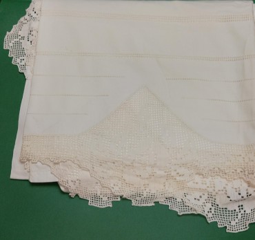 Lençol renda e ajures