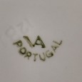 Três objetos em porcelana