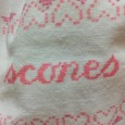 Duas fronhas e um saco para scones