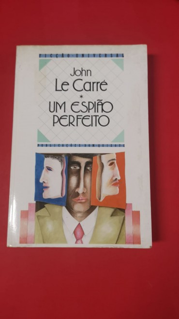 UM ESPIÃO PERFEITO