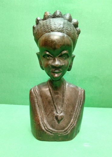 Busto de mulher africana