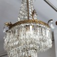 Lustre com pingentes