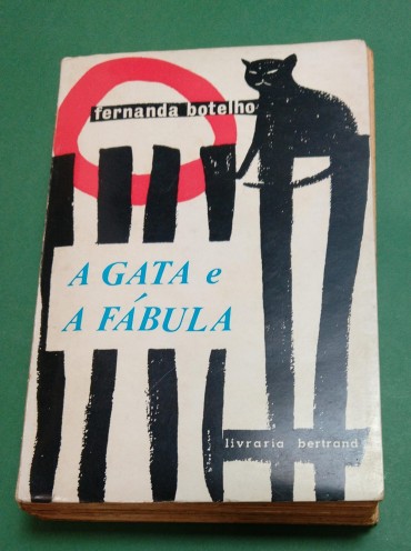 A GATA E A FÁBULA