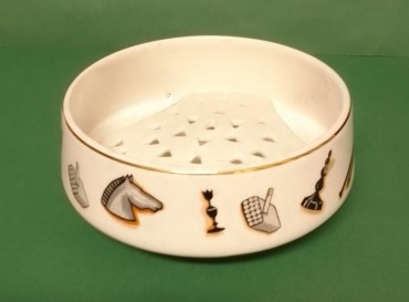 Cinzeiro de água/ floreira motivos de jogo