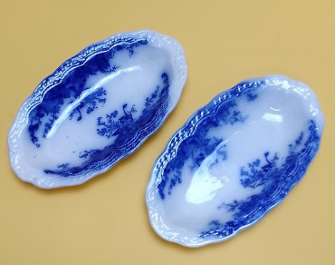 Duas conserveiras «Togo»