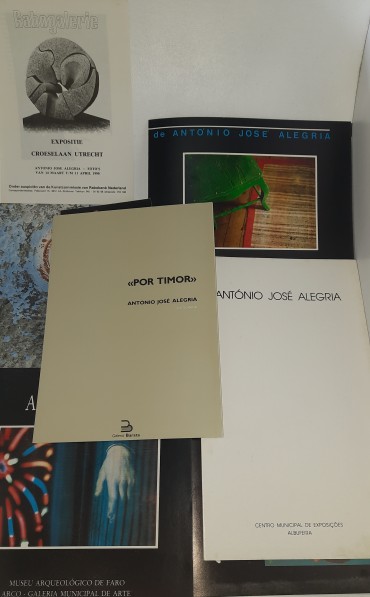 Várias publicações/Catálogos “António José Alegria e Relógio