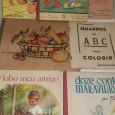 Caderneta + presépio para montar e livros infantis