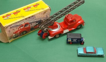 Lote de três carros de coleção