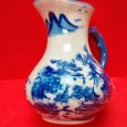 Jarro craquelé azul e branco