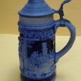 Caneca de cerveja com tampa