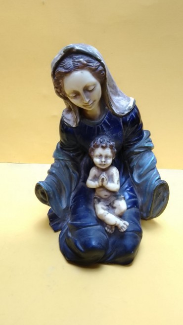 Nossa senhora com o menino
