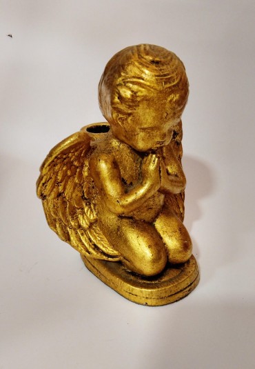 Anjo castiçal e outro