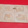 Conjunto de oito azulejos