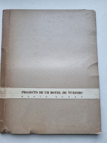 PROJECTO DE UM HOTEL DE TURISMO