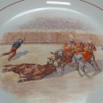 Dois pratos com cavalos e toiros