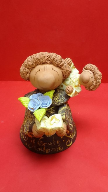 santo António com menino jesus e flores
