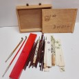 Caixa, cachimbos e talheres SUSHI