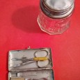 Frasco AchBrito e estojo unhas