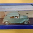 Carro do Tintin - dodge azul