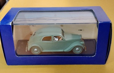 Carro do Tintin - dodge azul