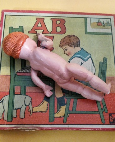 Jogo e boneco vintage