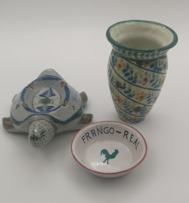 Cinzeiro, taça e jarra