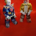 Esculturas de par de palhaços