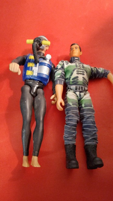 Dois «Action men»