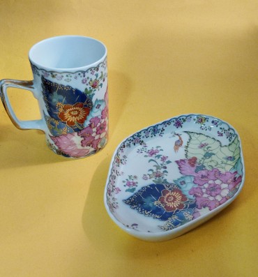 Caneca e covilhete
