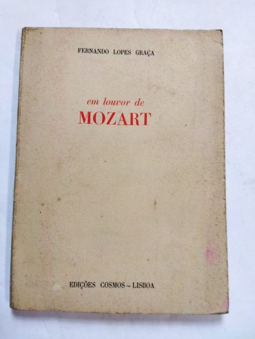 EM LOUVOR DE MOZART