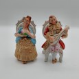 Par de figuras burguesas
