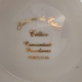 Moldura e dois saleiros