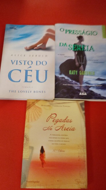 Três livros 
