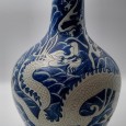 Grande jarra com dragão