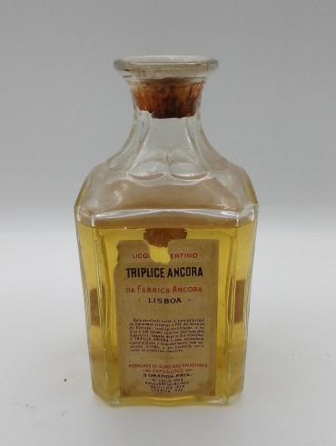 «Triplice Ancora Licor superfino»