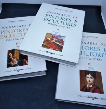 DICIONÁRIO DE PINTORES E ESCULTORES PORTUGUESES - 5 VOLUMES