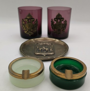 Lote de cinco objetos