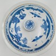 Prato coberto azul e branco