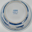 Prato coberto azul e branco