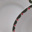 Doze pratos de sopa e vinte e quatro rasos