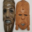 Duas máscaras tribais