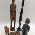 Conjunto de esculturas e pedra