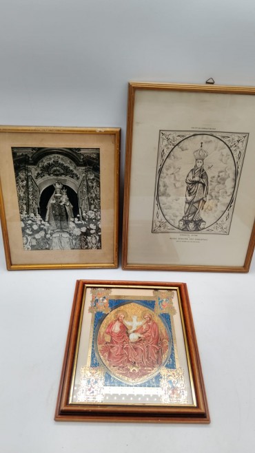 Três imagens religiosas